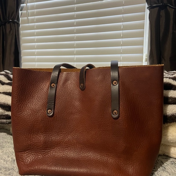 Go Forth Goods small Avery in Saddle - Picture 2 of 4